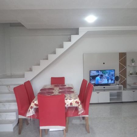 Apartamento Duplex Mobiliado Em São Pedro da Aldeia Exterior photo