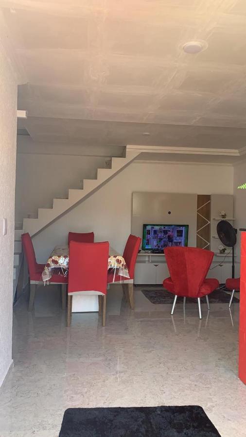 Apartamento Duplex Mobiliado Em São Pedro da Aldeia Exterior photo