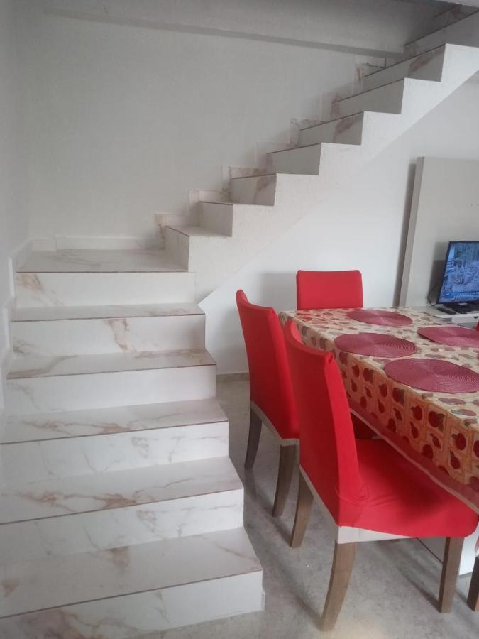 Apartamento Duplex Mobiliado Em São Pedro da Aldeia Exterior photo